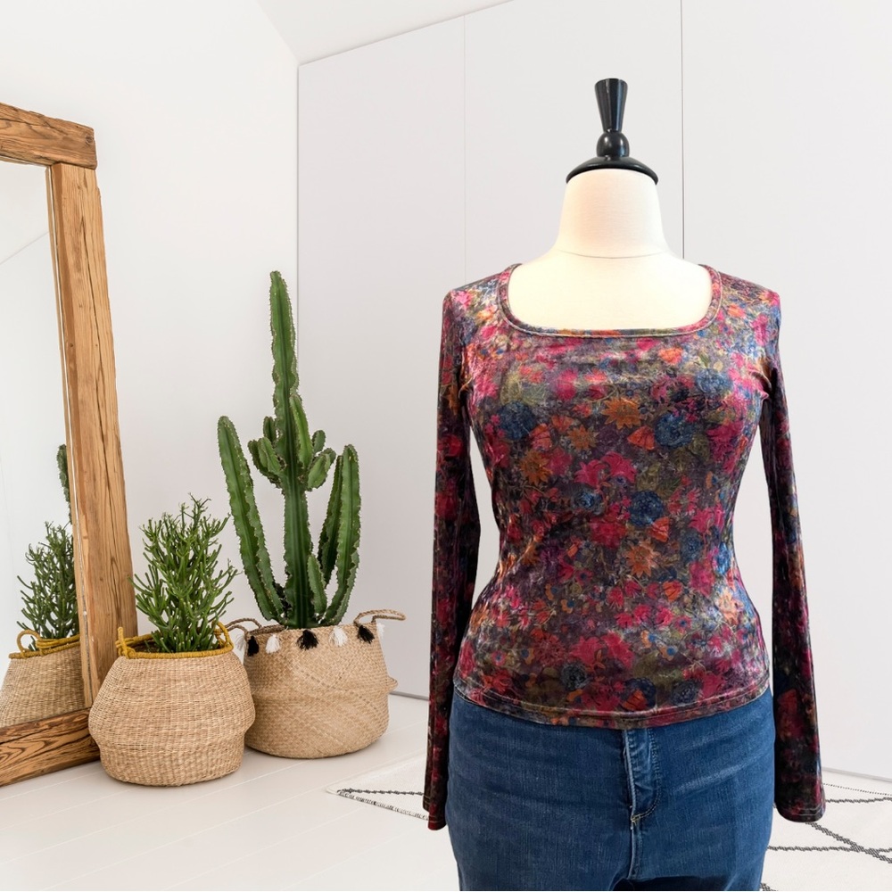 Natural Life Danielle Square Neck Velvet Top